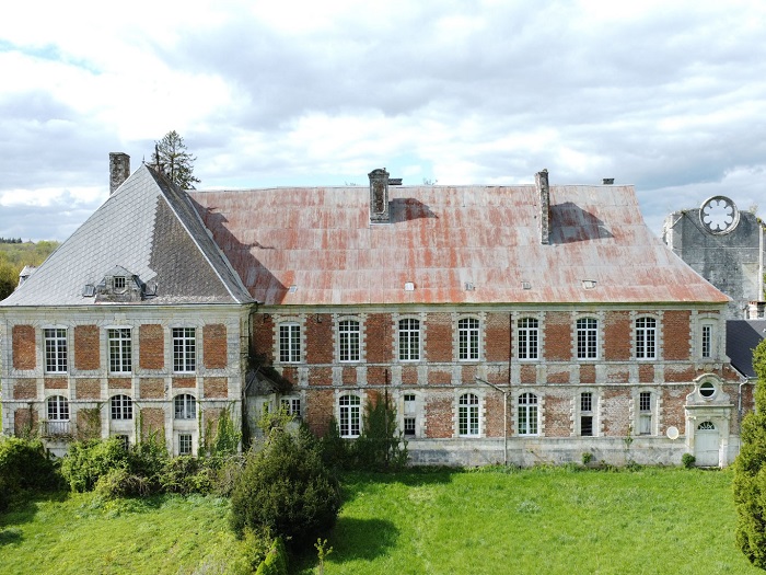 achat vente Abbaye sistercienne a vendre  inscrite MH , dépendances, église Charleville Mézières  ARDENNES CHAMPAGNE-ARDENNE