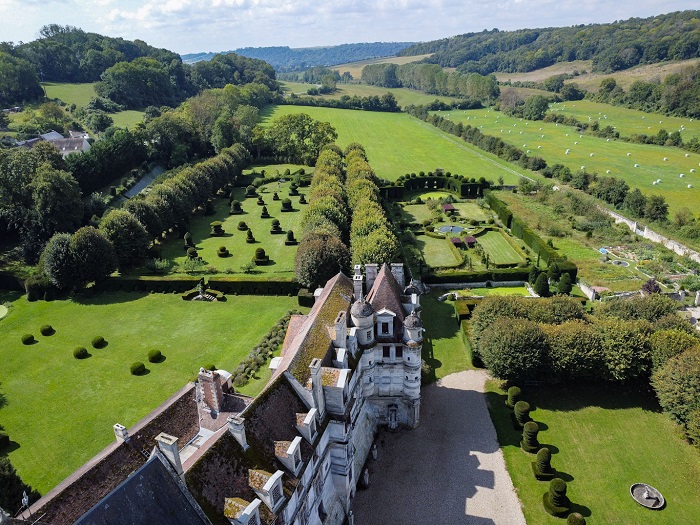 achat vente Château a vendre  classé MH , dépendances Magny en Vexin  VAL D'OISE ILE DE FRANCE