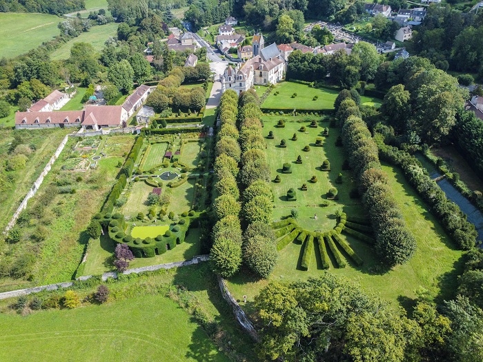 achat vente Château a vendre  classé MH , dépendances Magny en Vexin  VAL D'OISE ILE DE FRANCE