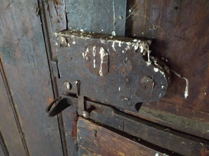achat vente Ancienne Maison-Forte a vendre  inscrite Monument Historique en totalité à restaurer , grandes caves, puits Mende   à 25 mn, dans un village historique, jolies vues LOZERE LANGUEDOC ROUSSILLON